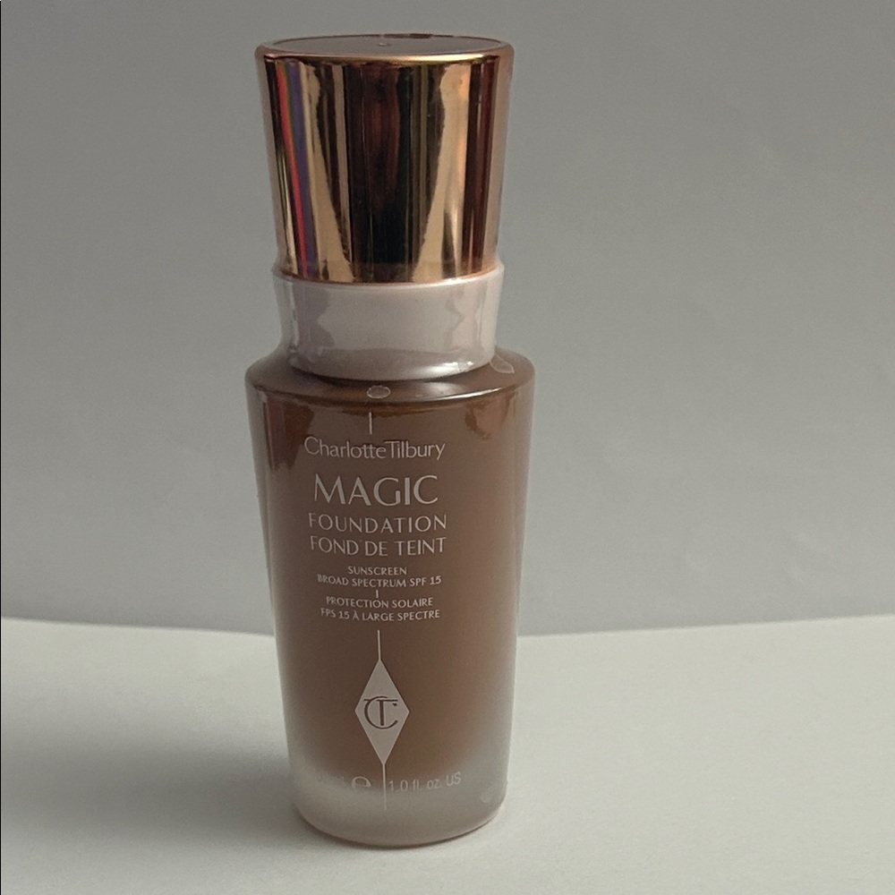 Charlotte Tilbury Magic Foundation - 10 dark. Sealed